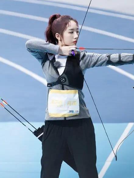 哪些明星喜欢射箭,跟随明星的脚步探索射箭的魅力